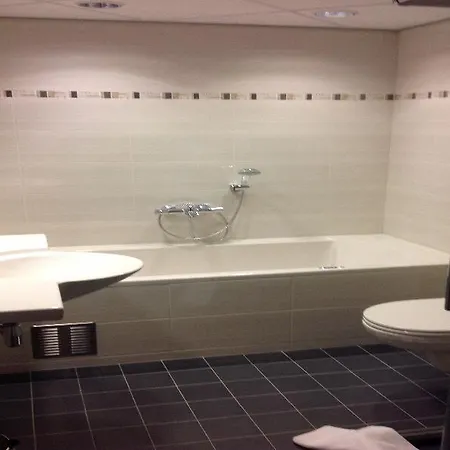 Suydersee Hotell 4*