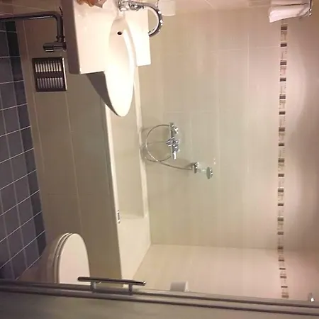 מלון Suydersee 4*