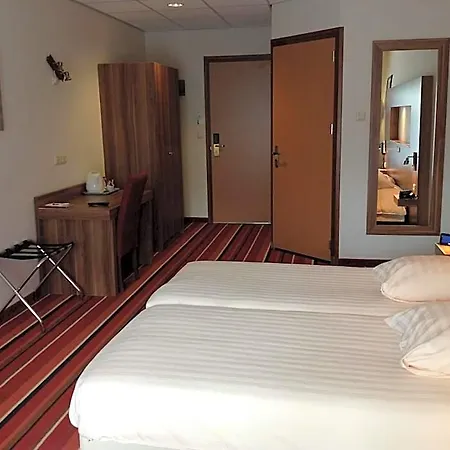 מלון Suydersee 4*