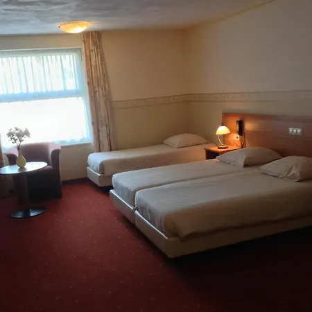 Suydersee Hotel 4*