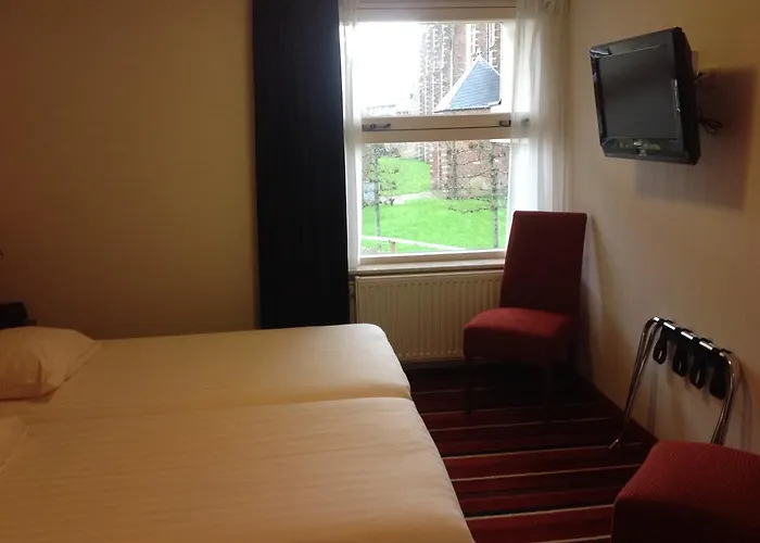 シャイダーセー 4* エンクホイゼン