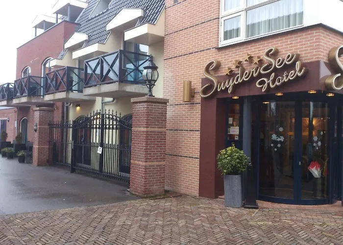 シャイダーセー ホテル