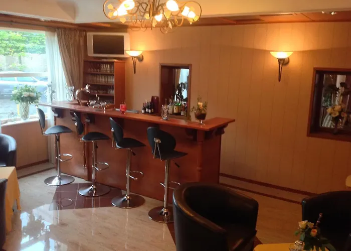 シャイダーセー ホテル エンクホイゼン