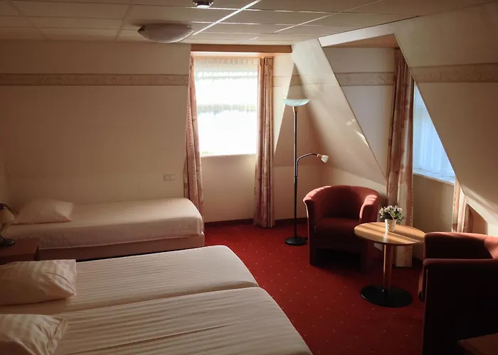 ホテル シャイダーセー エンクホイゼン