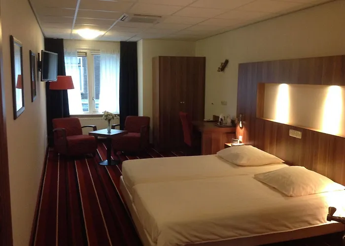 シャイダーセー 4* エンクホイゼン